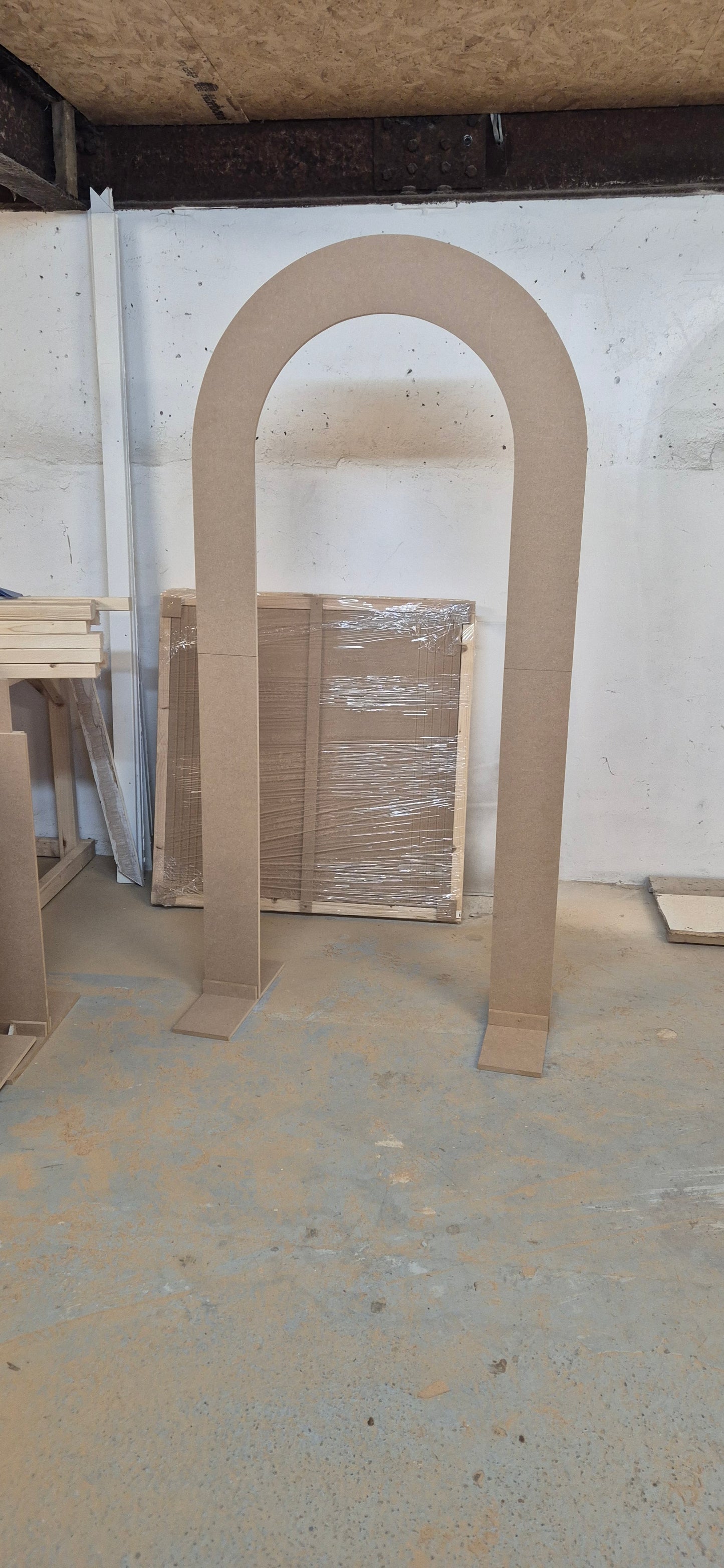 Hollow sailboard