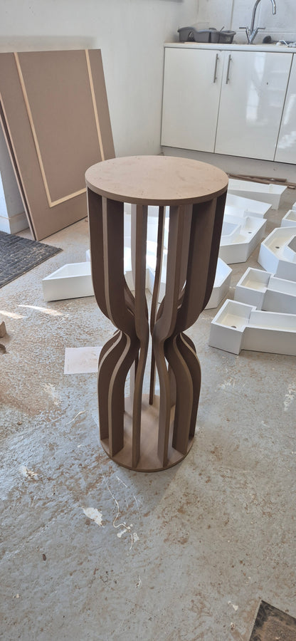 Modern cake stand