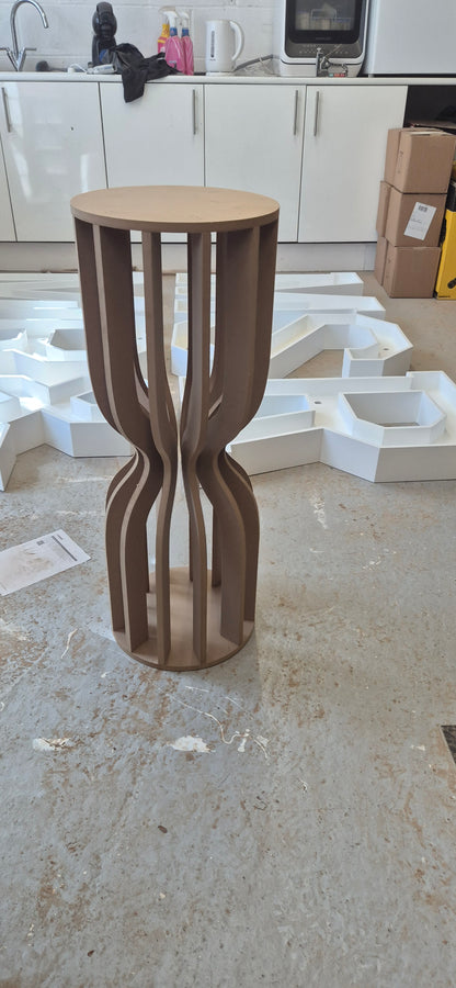 Modern cake stand