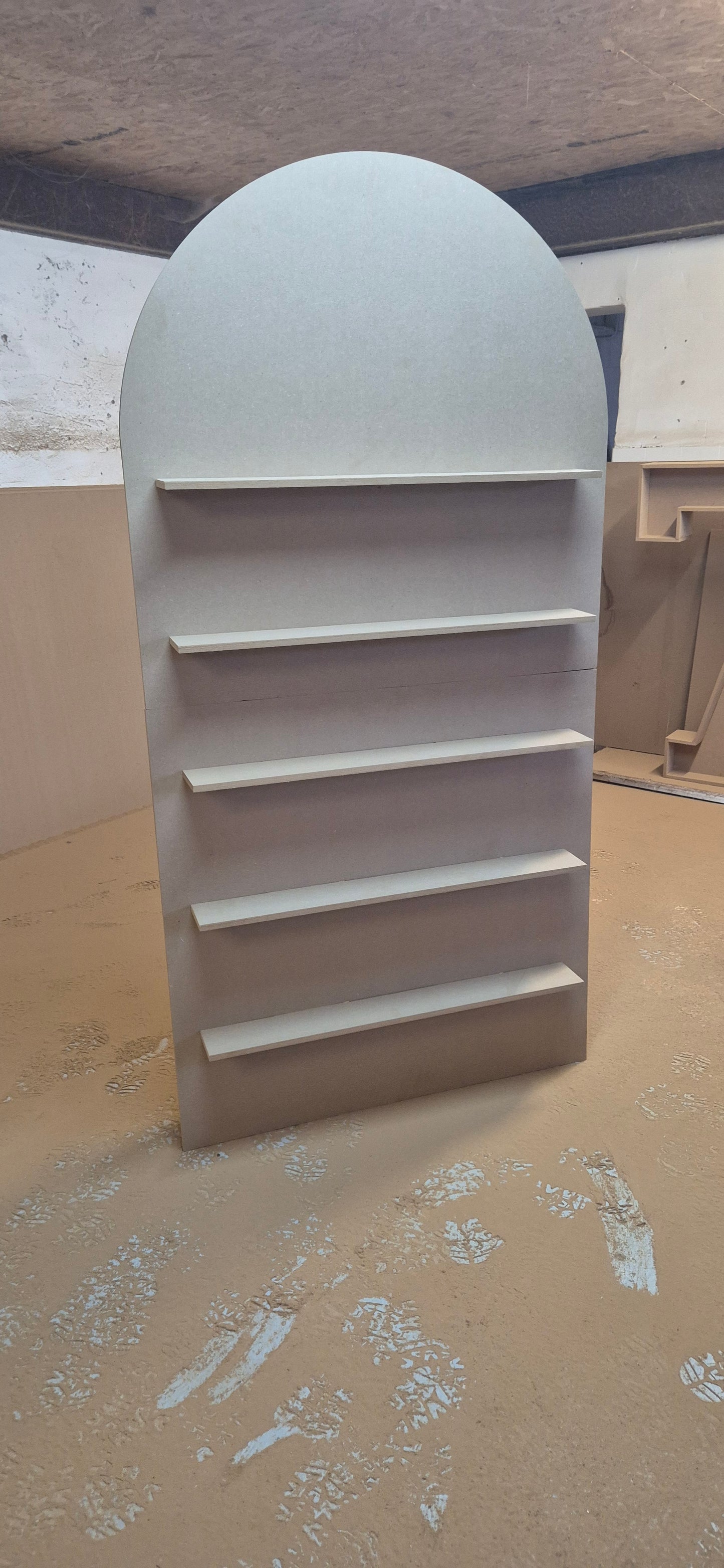 Treat wall with 5 shelves